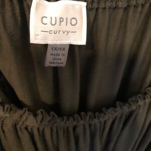 Cupio Curvy - Green Top